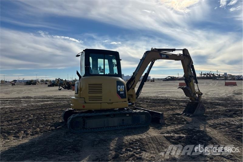 CAT 305E2 CR Mini Excavator Mini kotrók < 7t