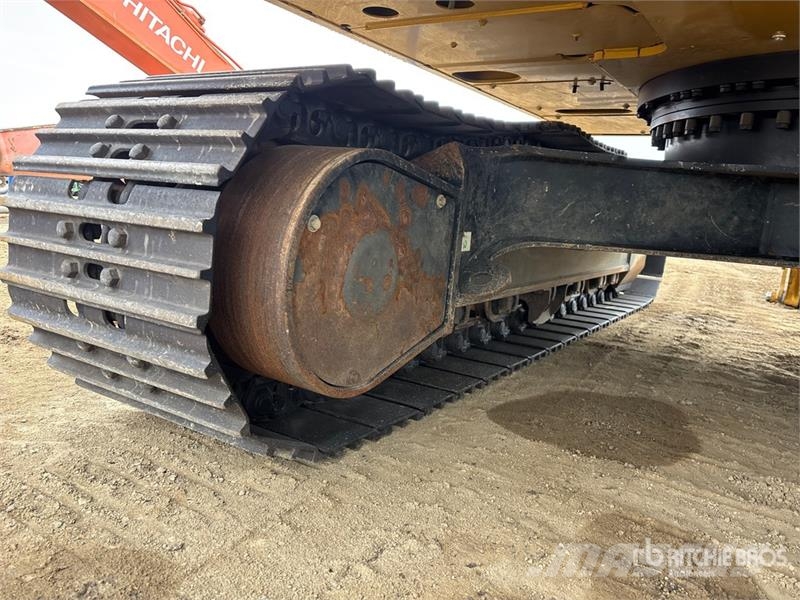 CAT 320 Tracked Excavator Kāpurķēžu ekskavatori
