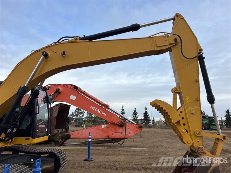 CAT 320 Tracked Excavator Bandgrävare