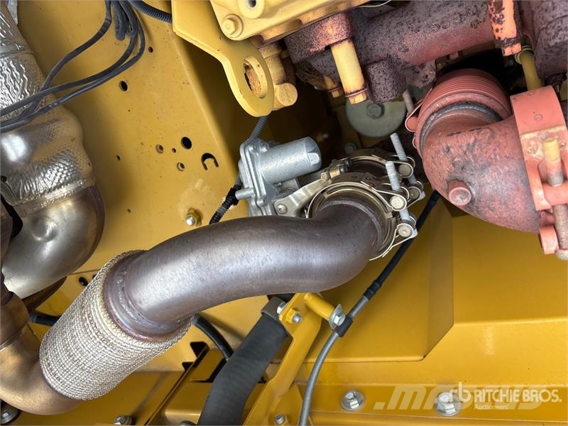 CAT 320 Tracked Excavator Bandgrävare