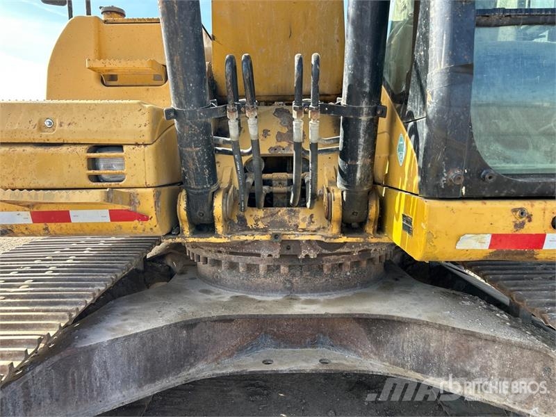 CAT 320D L Tracked Excavator Gravemaskiner på larvebånd