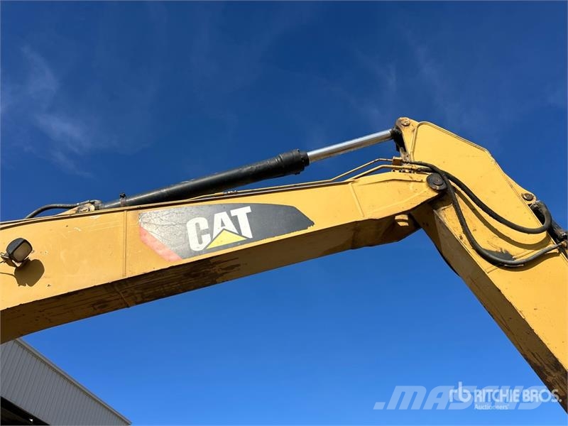 CAT 320D L Tracked Excavator Gravemaskiner på larvebånd