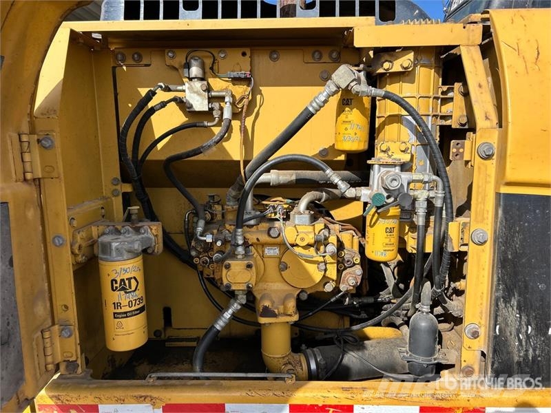 CAT 320D L Tracked Excavator Gravemaskiner på larvebånd
