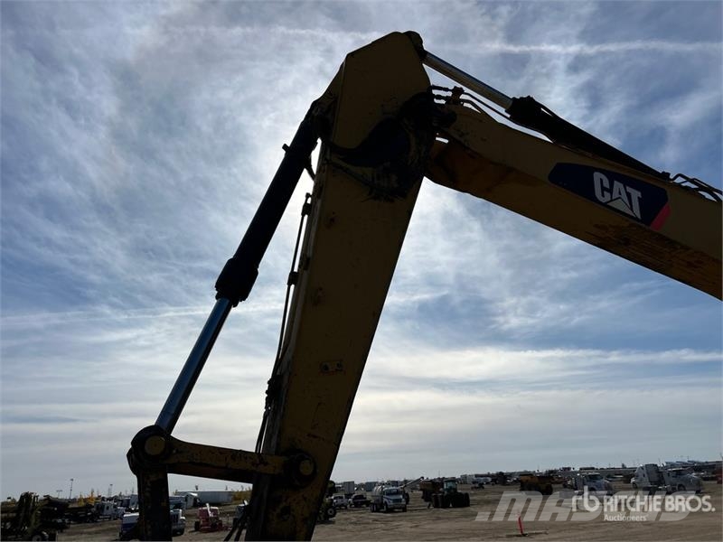 CAT 320D L Tracked Excavator Gravemaskiner på larvebånd