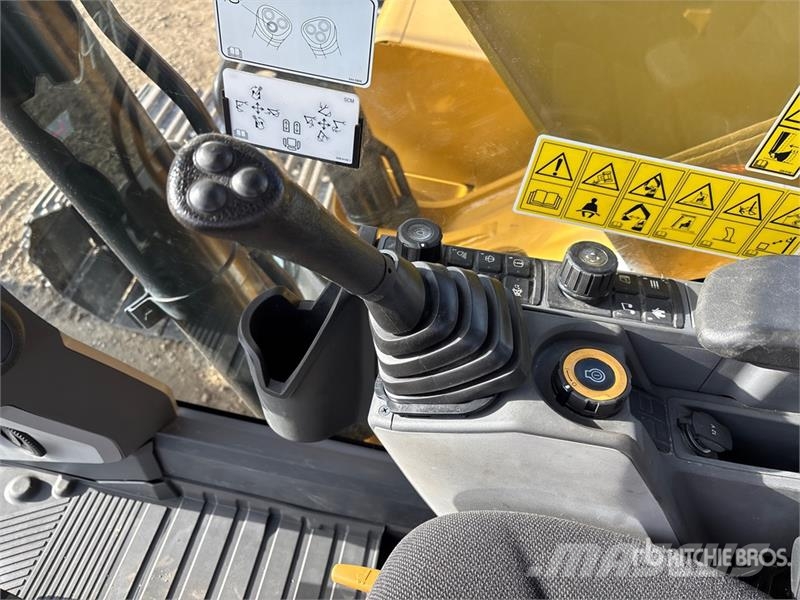 CAT 320GC Tracked Excavator Raupenbagger