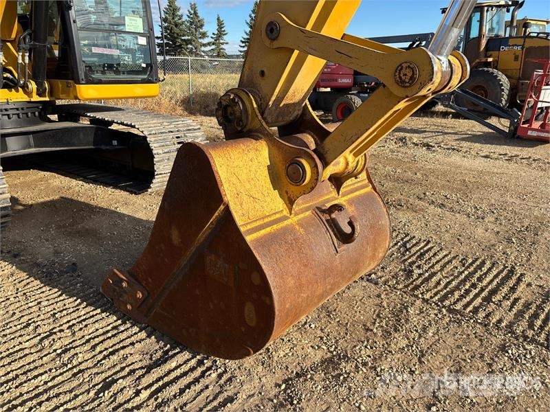 CAT 320GC Tracked Excavator Raupenbagger