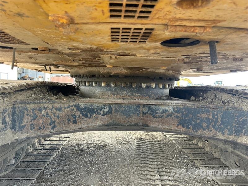 CAT 323F L Tracked Excavator Escavatori cingolati