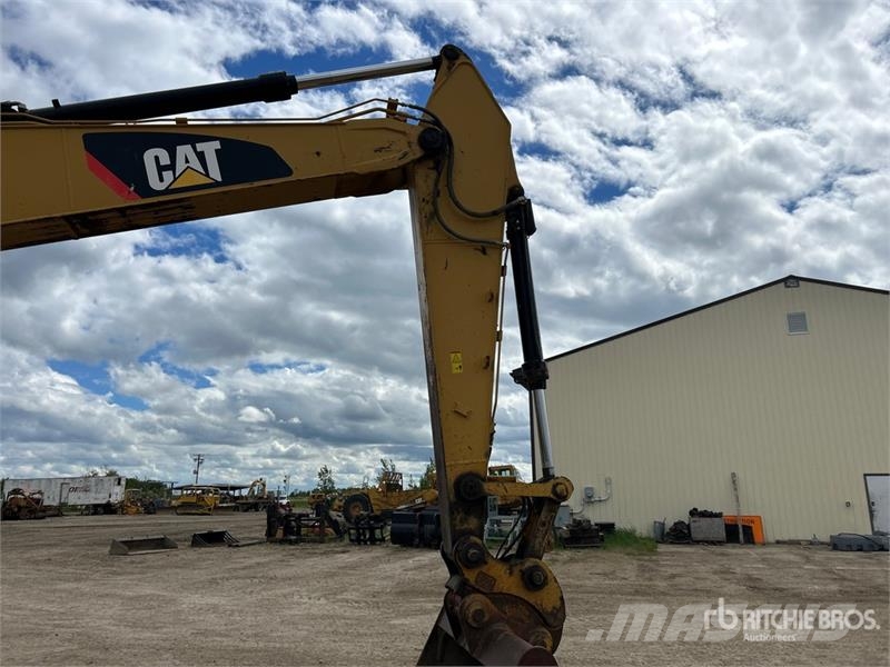 CAT 323F L Tracked Excavator Escavatori cingolati