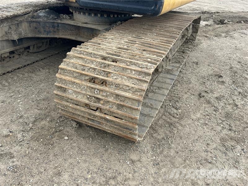 CAT 323F L Tracked Excavator Escavatori cingolati