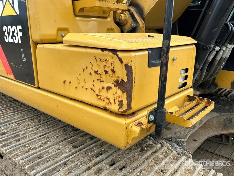 CAT 323F L Tracked Excavator Escavatori cingolati