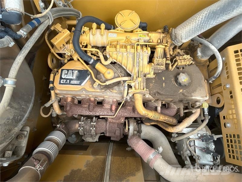 CAT 323F L Tracked Excavator Escavatori cingolati