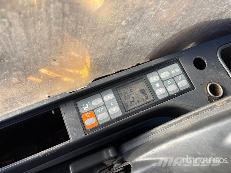 CAT 328DL CR Tracked Excavator Raupenbagger