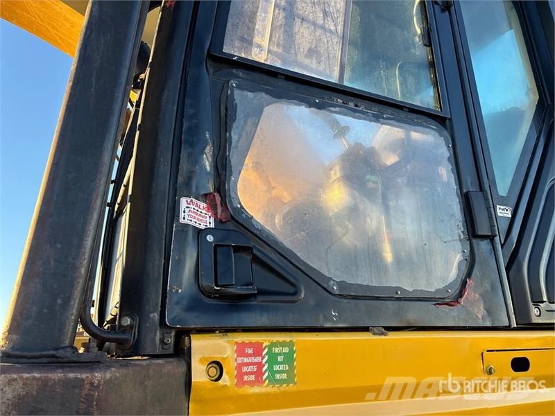 CAT 328DL CR Tracked Excavator Raupenbagger