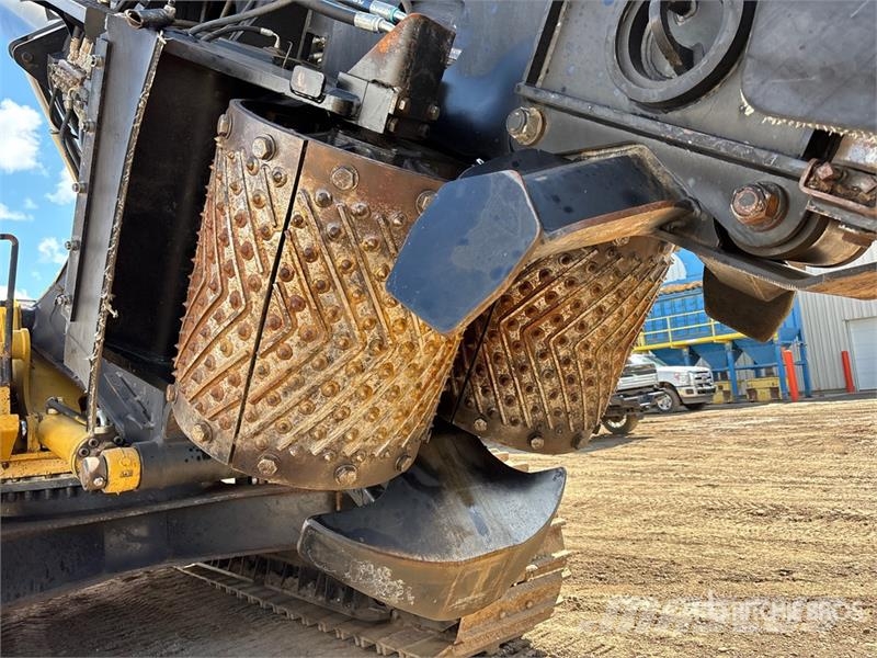 CAT 330B Delimber Лісозаготівельна техніка - Інші