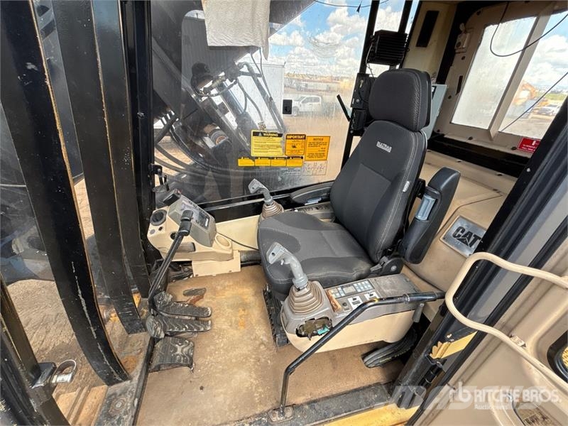 CAT 330B Delimber Лісозаготівельна техніка - Інші