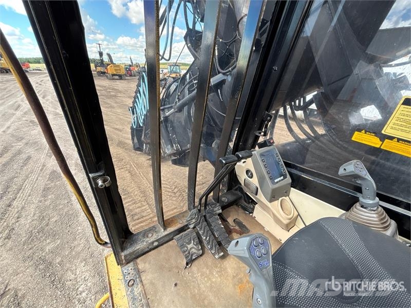 CAT 330B Delimber Лісозаготівельна техніка - Інші