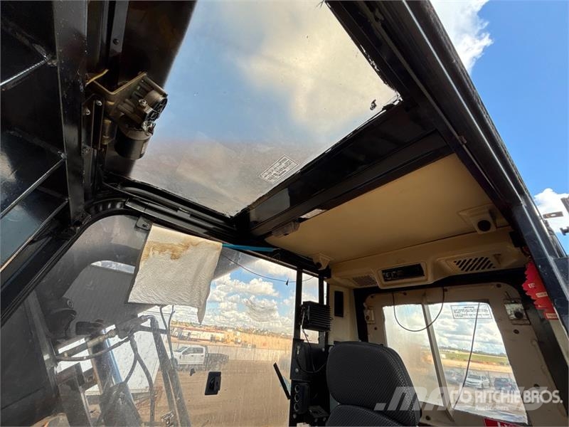 CAT 330B Delimber Лісозаготівельна техніка - Інші