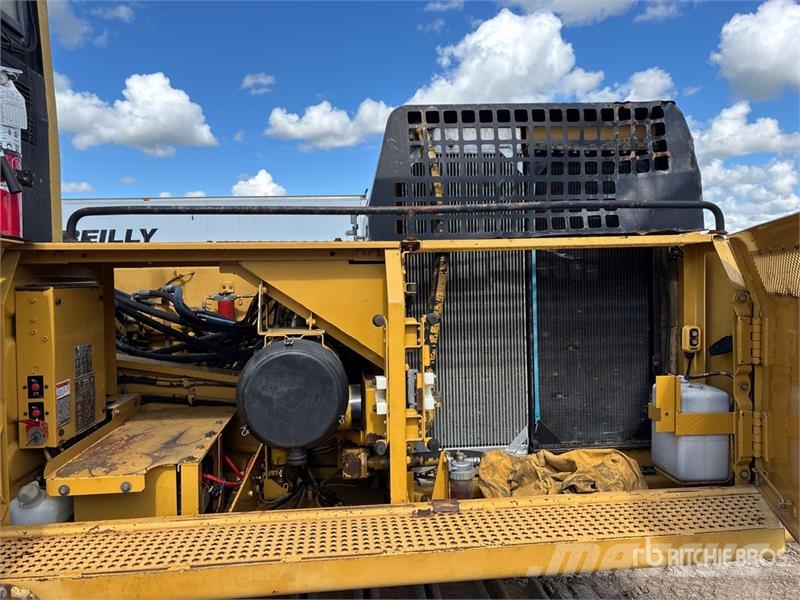 CAT 330B Delimber Лісозаготівельна техніка - Інші