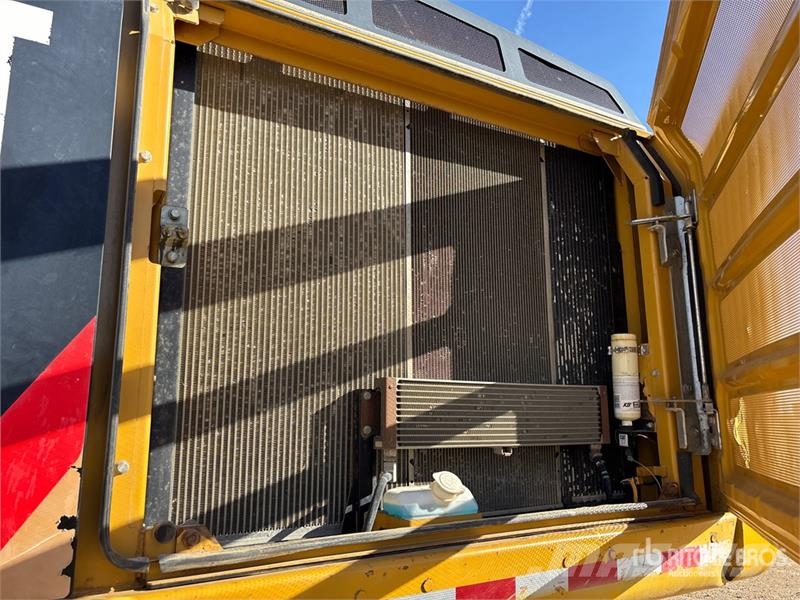 CAT 336E L Tracked Excavator Escavadeiras de esteiras