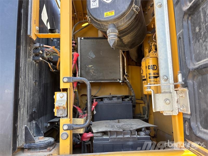 CAT 336E L Tracked Excavator Escavadeiras de esteiras