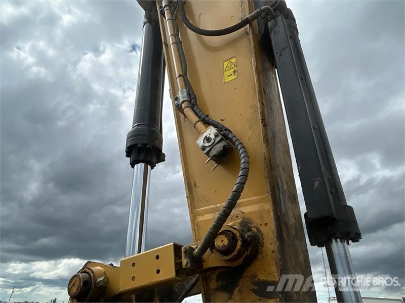 CAT 336E Tracked Excavator Escavatori cingolati