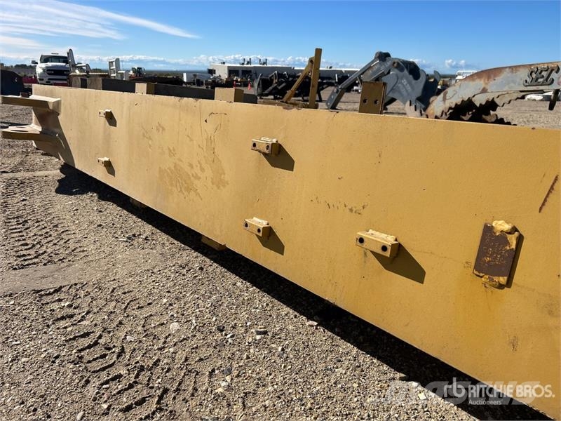 CAT 345C 11 ft Excavator Stick Andre komponenter