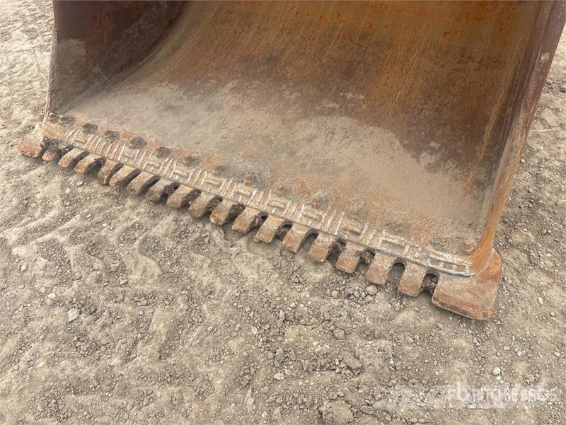 CAT 345C L حفارات زحافة