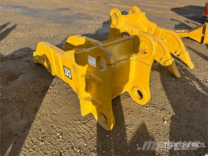 CAT 349 60 in Multi-Shank Heavy Duty Excavator Ripper  鬆土機
