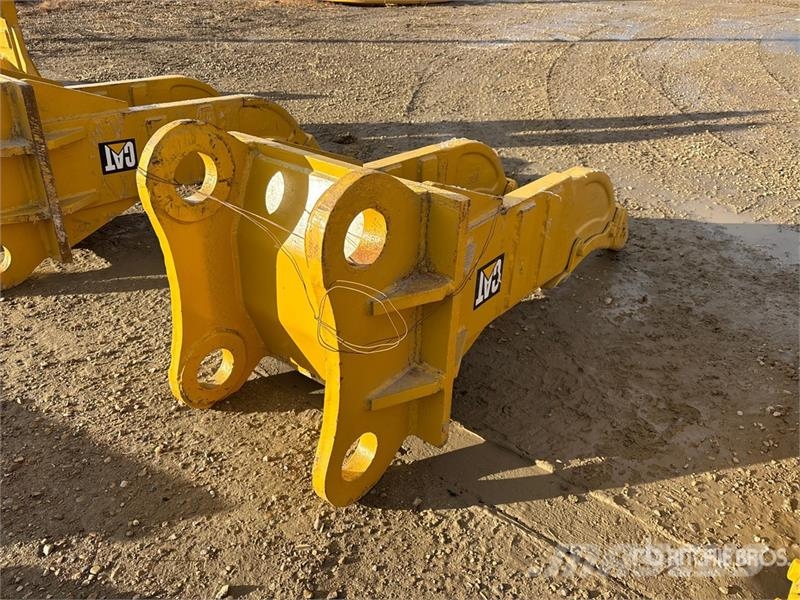 CAT 349 60 in Multi-Shank Heavy Duty Excavator Ripper  鬆土機