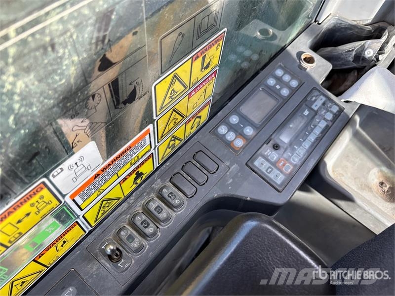 CAT 349E L Tracked Excavator Kāpurķēžu ekskavatori