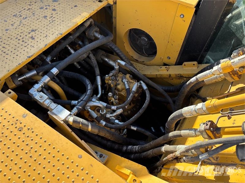 CAT 349E L Tracked Excavator Kāpurķēžu ekskavatori
