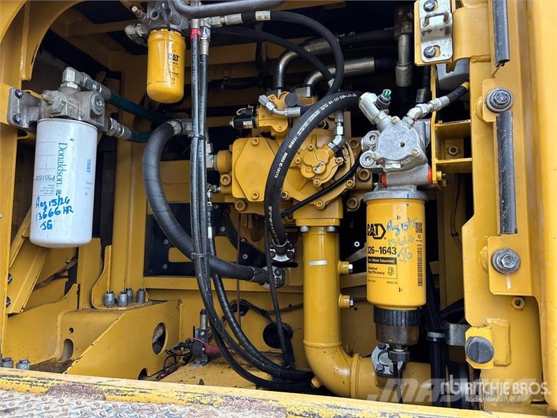 CAT 349FL Tracked Excavator Raupenbagger