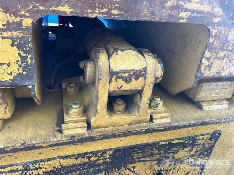 CAT 365C/L VG Tracked Excavator Roomikekskavaatorid