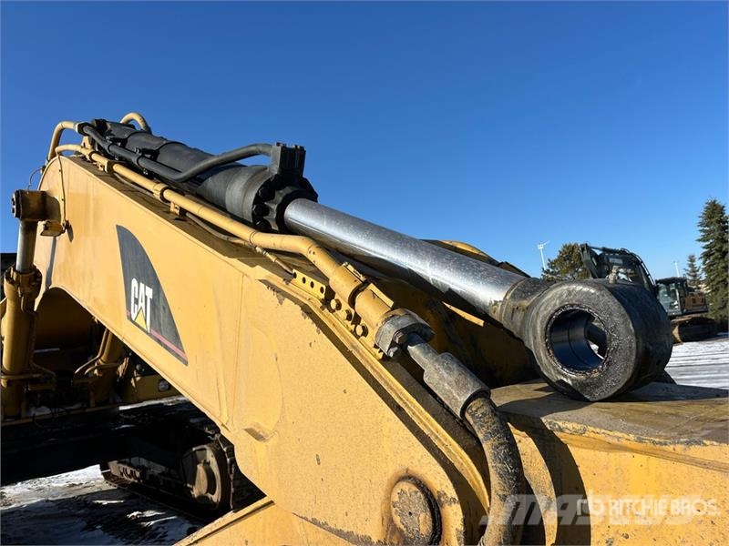 CAT 365C/L VG Tracked Excavator Roomikekskavaatorid