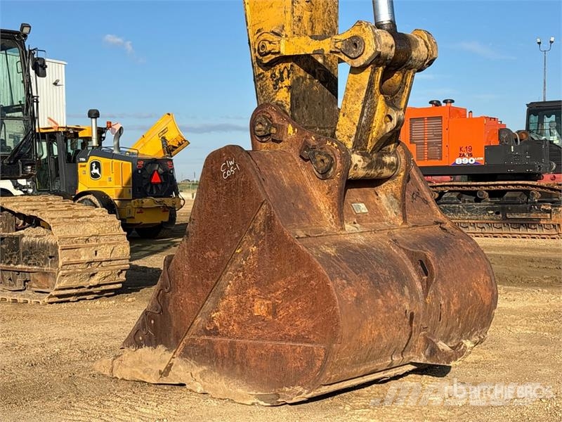 CAT 390FL VG Tracked Excavator Beltegraver