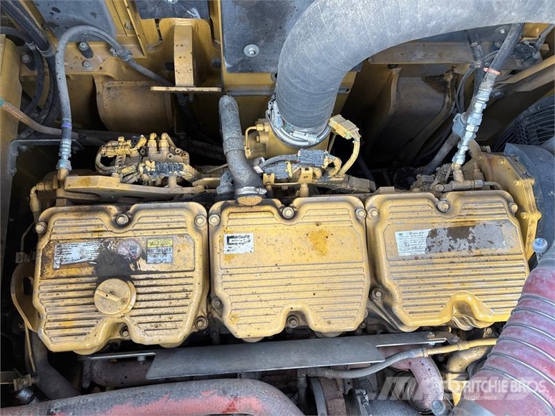 CAT 390FL VG Tracked Excavator Beltegraver