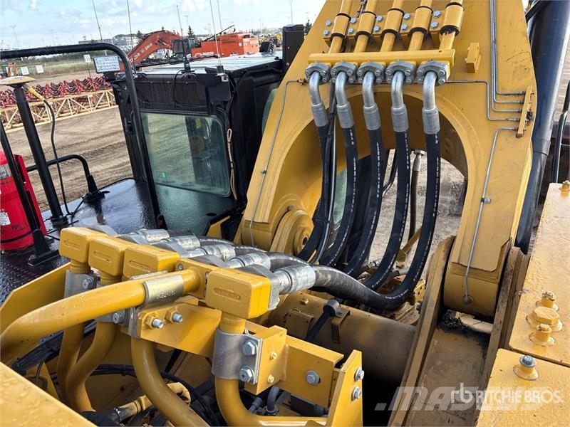 CAT 390FL VG Tracked Excavator Beltegraver