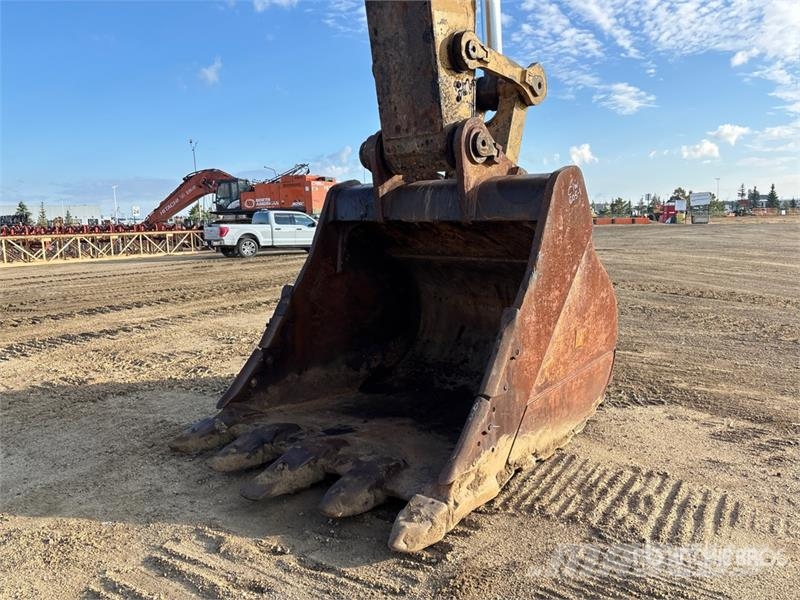 CAT 390FL VG Tracked Excavator Beltegraver