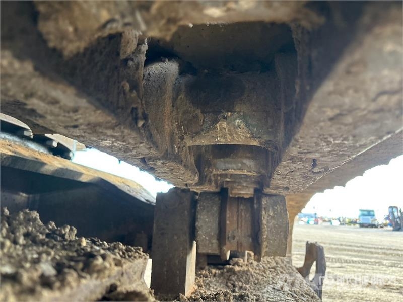 CAT 390FL VG Tracked Excavator Beltegraver