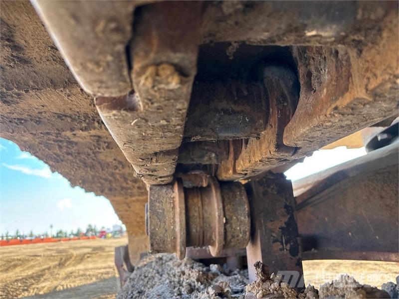 CAT 390FL VG Tracked Excavator Beltegraver