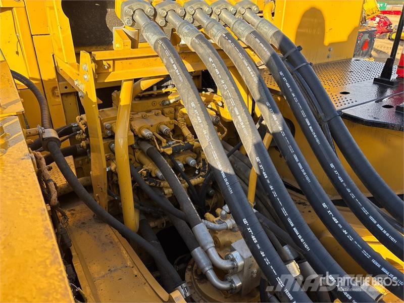 CAT 390FL VG Tracked Excavator Beltegraver