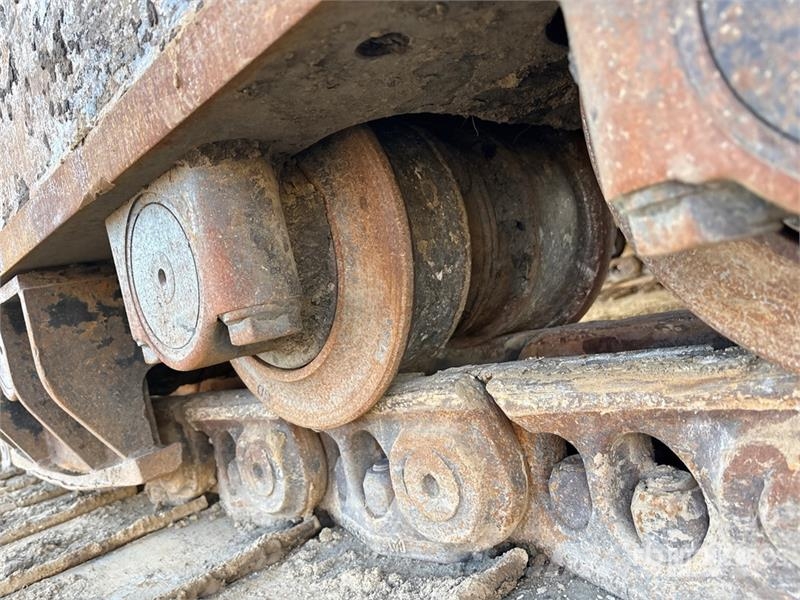 CAT 390FL VG Tracked Excavator Beltegraver