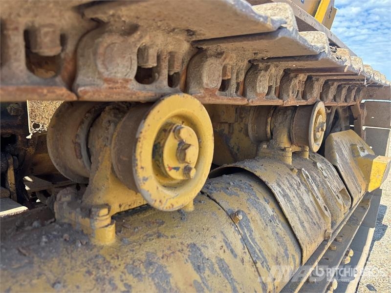CAT 40 Crawler Dozer Kāpurķēžu buldozeri