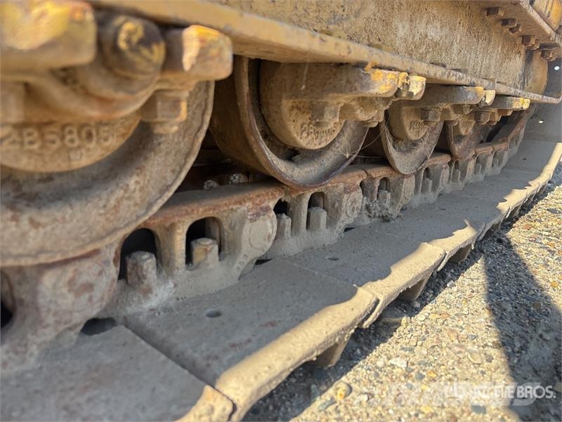 CAT 40 Crawler Dozer Kāpurķēžu buldozeri