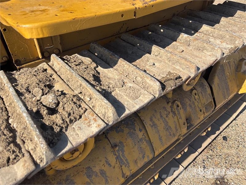CAT 40 Crawler Dozer Kāpurķēžu buldozeri