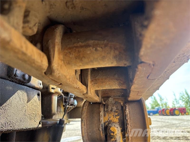 CAT 40 Crawler Dozer Kāpurķēžu buldozeri