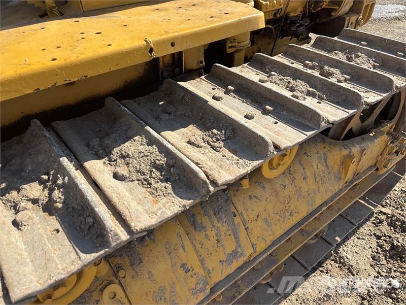 CAT 40 Crawler Dozer Kāpurķēžu buldozeri