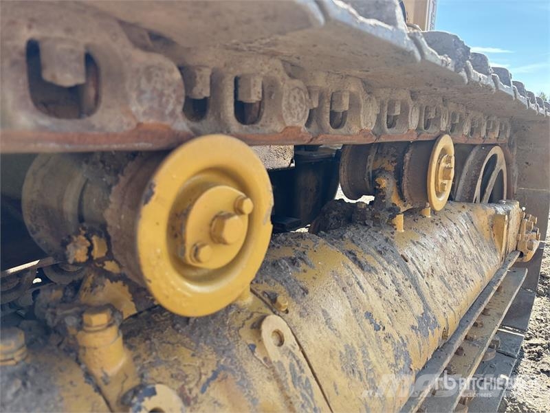 CAT 40 Crawler Dozer Kāpurķēžu buldozeri
