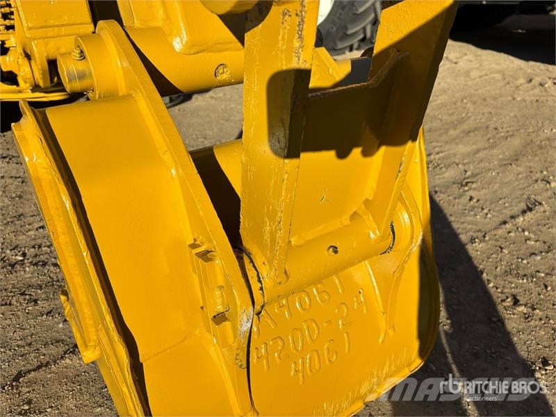 CAT 416C Baggerlader