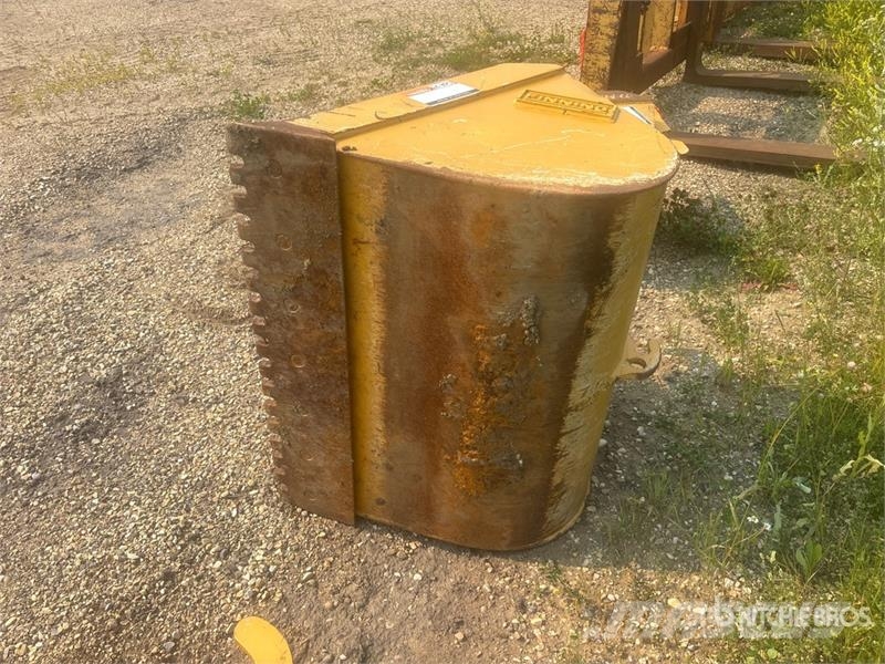 CAT 42 in Q/C Cleanup Backhoe Rear Bucket - Fits Cat 4 Kovalar